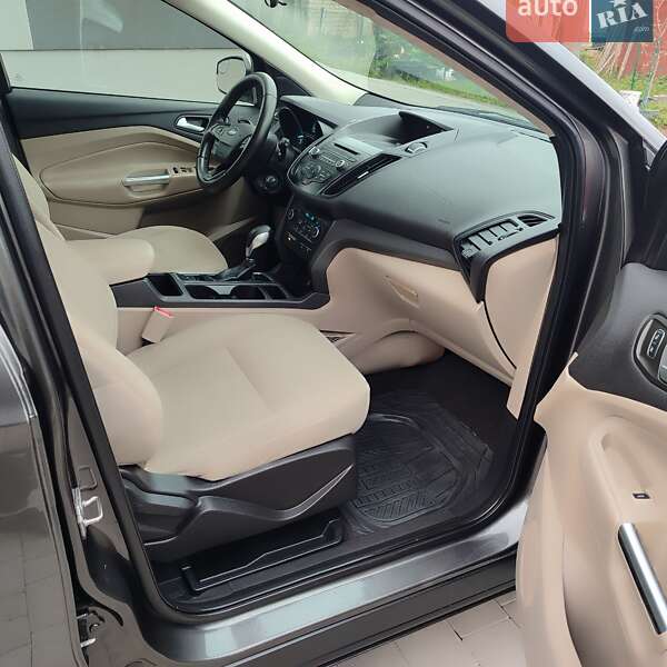 Внедорожник / Кроссовер Ford Escape 2018 в Дубно