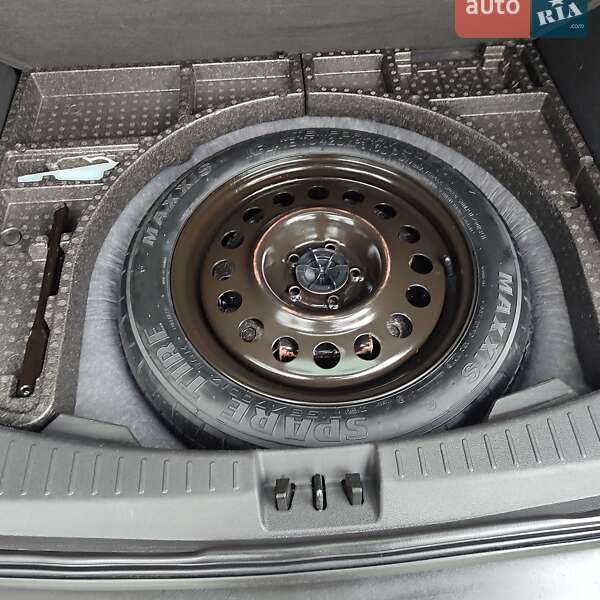 Внедорожник / Кроссовер Ford Escape 2018 в Дубно