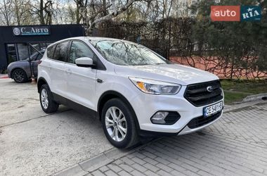 Позашляховик / Кросовер Ford Escape 2019 в Чернівцях