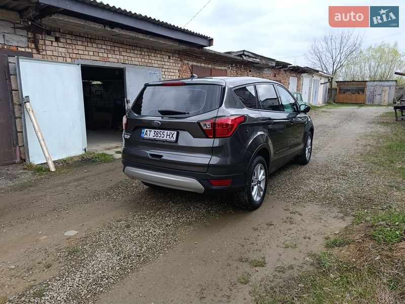 Позашляховик / Кросовер Ford Escape 2018 в Надвірній