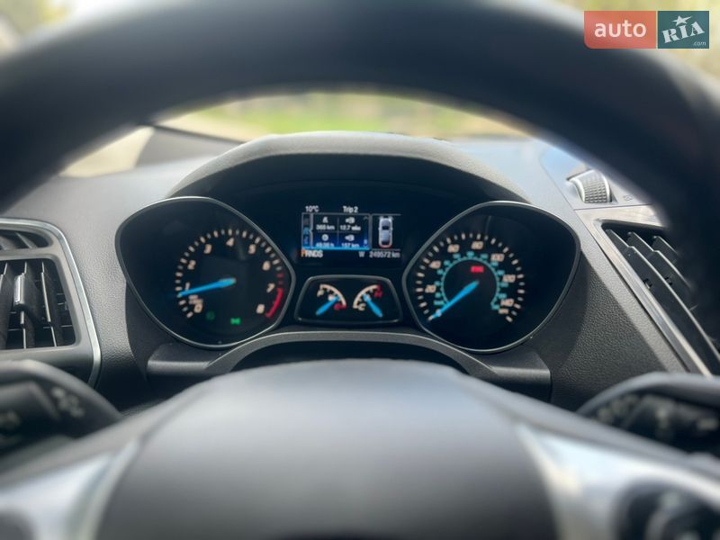 Внедорожник / Кроссовер Ford Escape 2013 в Ивано-Франковске