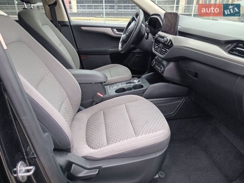 Внедорожник / Кроссовер Ford Escape 2020 в Львове