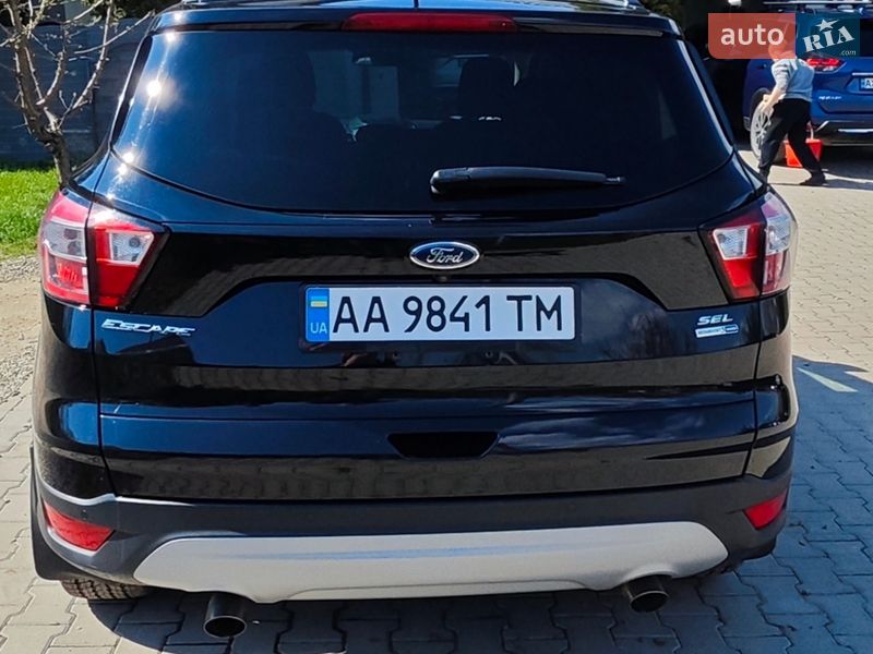 Позашляховик / Кросовер Ford Escape 2019 в Чернівцях фото 5 Позашляховик / Кросовер Ford Escape 2019 в Чернівцях