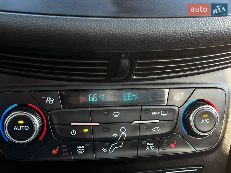 Позашляховик / Кросовер Ford Escape 2017 в Львові