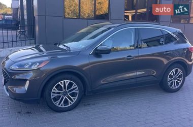 Позашляховик / Кросовер Ford Escape 2020 в Острозі