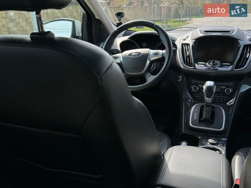 Позашляховик / Кросовер Ford Escape 2013 в Луцьку