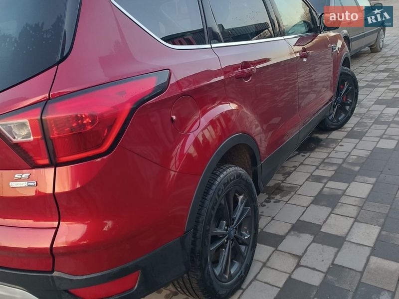 Позашляховик / Кросовер Ford Escape 2019 в Шепетівці фото 4 Позашляховик / Кросовер Ford Escape 2019 в Шепетівці