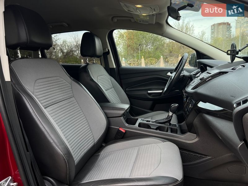 Позашляховик / Кросовер Ford Escape 2017 в Львові фото 22 Позашляховик / Кросовер Ford Escape 2017 в Львові
