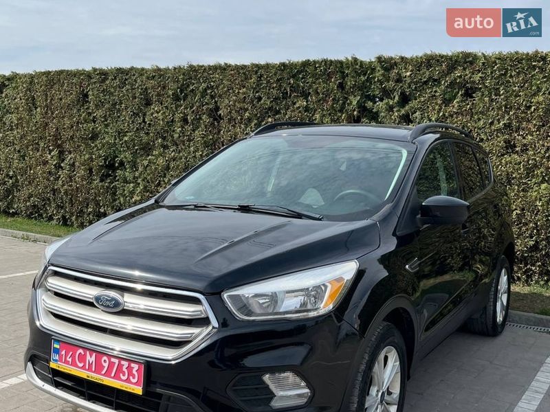 Позашляховик / Кросовер Ford Escape 2018 в Львові