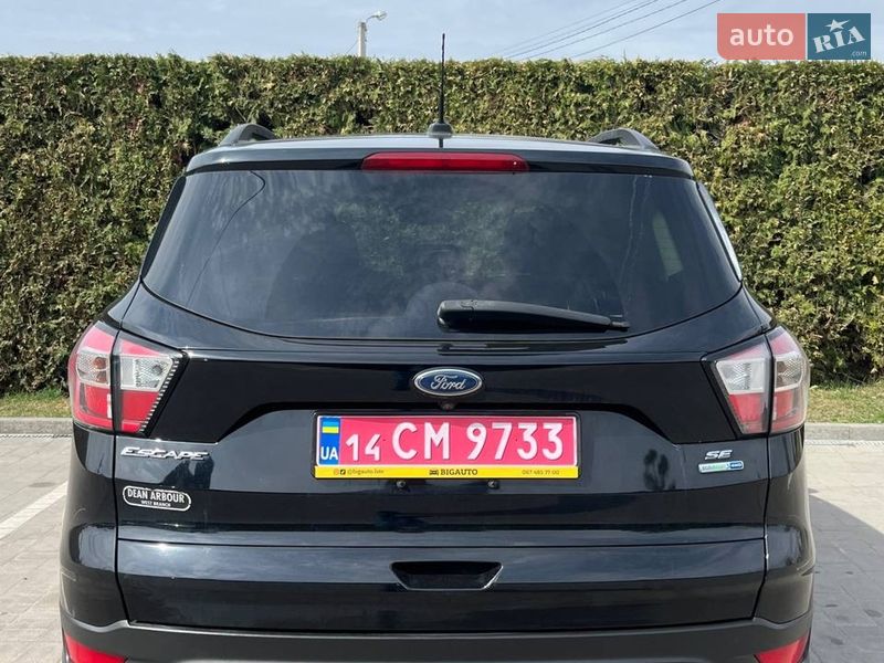 Позашляховик / Кросовер Ford Escape 2018 в Львові