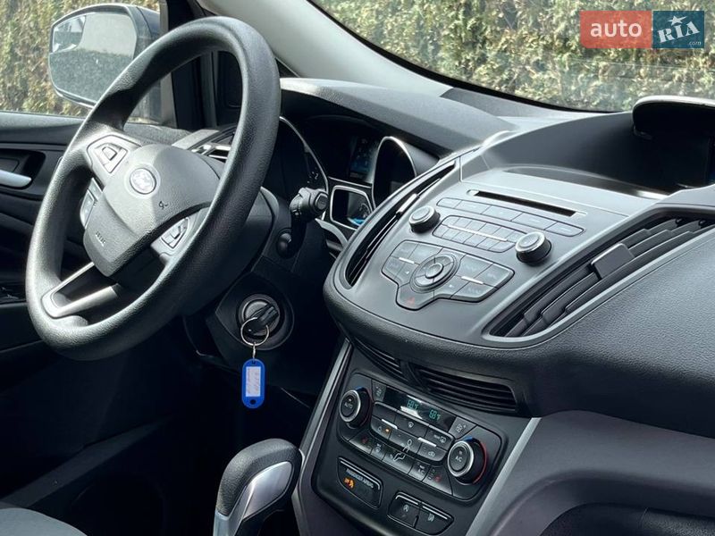 Позашляховик / Кросовер Ford Escape 2018 в Львові