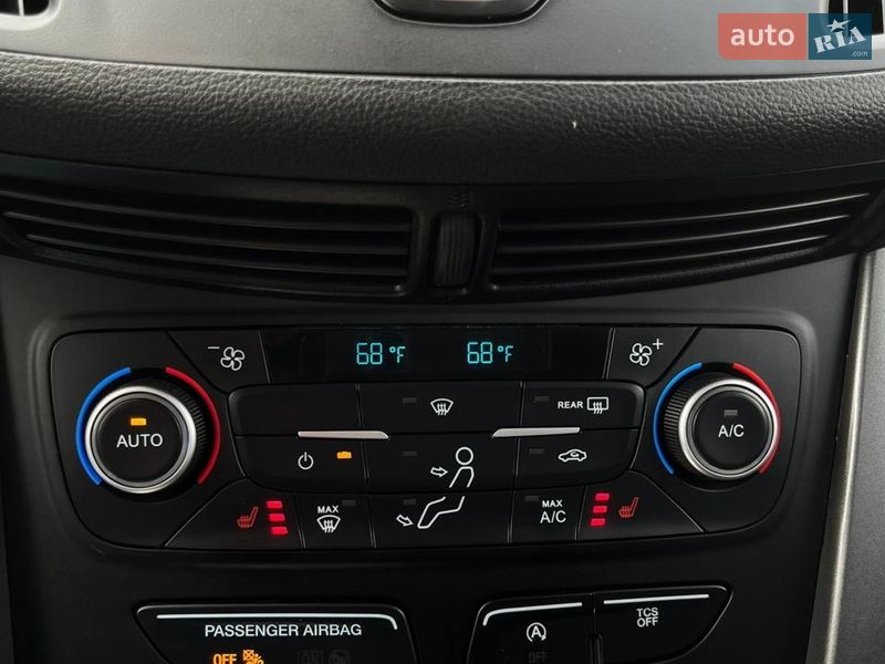 Позашляховик / Кросовер Ford Escape 2018 в Львові