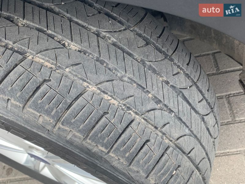 Позашляховик / Кросовер Ford Escape 2017 в Дубні фото 16 Позашляховик / Кросовер Ford Escape 2017 в Дубні