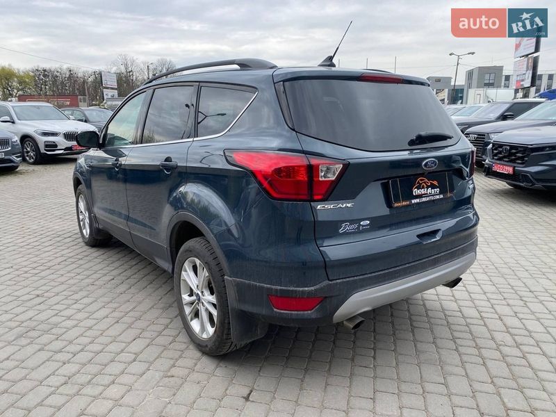 Позашляховик / Кросовер Ford Escape 2019 в Львові