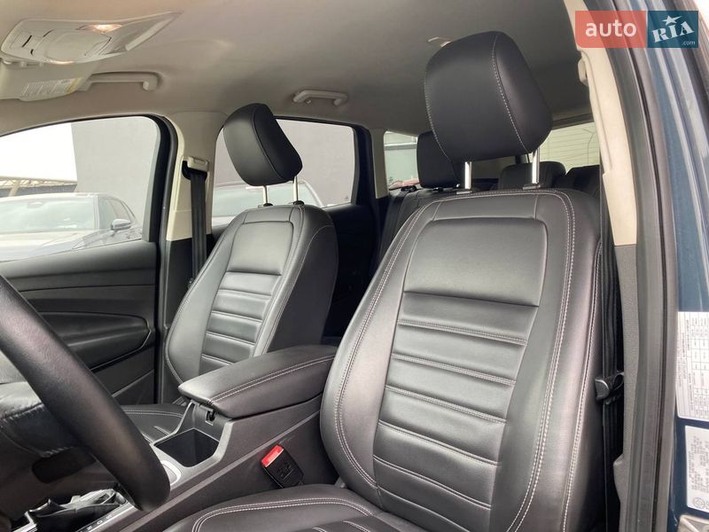 Позашляховик / Кросовер Ford Escape 2019 в Львові