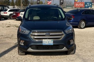Внедорожник / Кроссовер Ford Escape 2018 в Ивано-Франковске