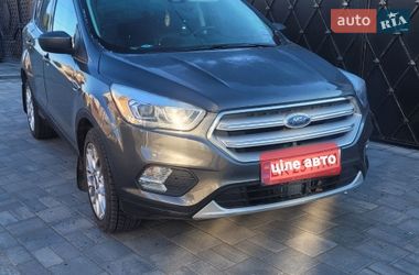 Внедорожник / Кроссовер Ford Escape 2018 в Ровно