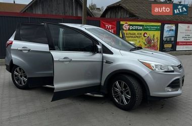 Внедорожник / Кроссовер Ford Escape 2015 в Полонном