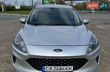 Позашляховик / Кросовер Ford Escape 2020 в Умані