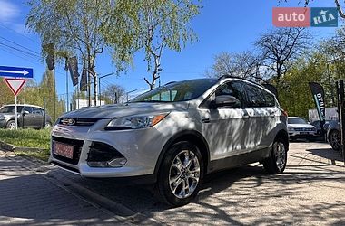 Внедорожник / Кроссовер Ford Escape 2012 в Черновцах