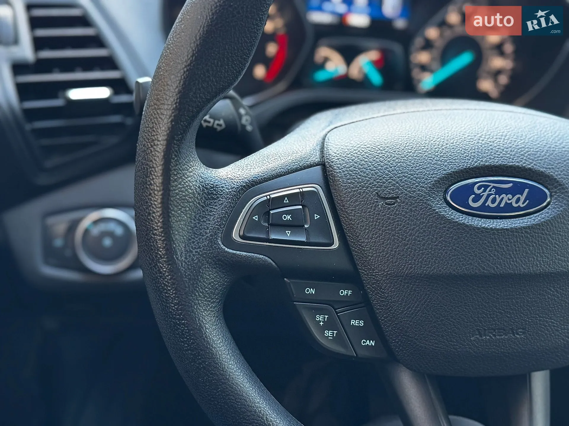 2019 Ford Escape - мініатюра 18