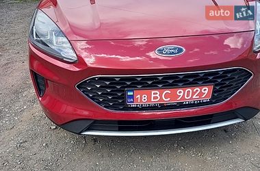 Внедорожник / Кроссовер Ford Escape 2021 в Киеве