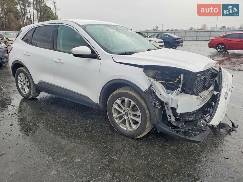 Позашляховик / Кросовер Ford Escape 2020 в Львові