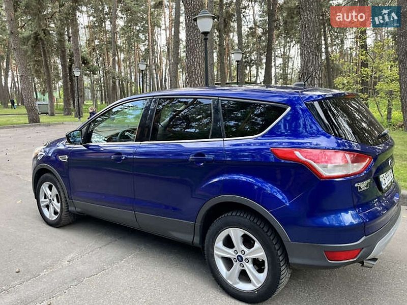 Внедорожник / Кроссовер Ford Escape 2014 в Чернигове