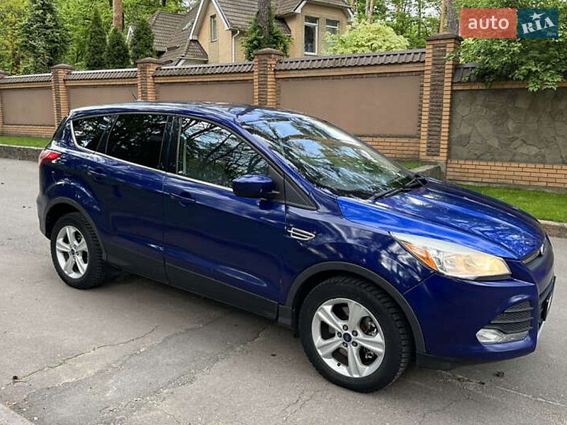 Внедорожник / Кроссовер Ford Escape 2014 в Чернигове