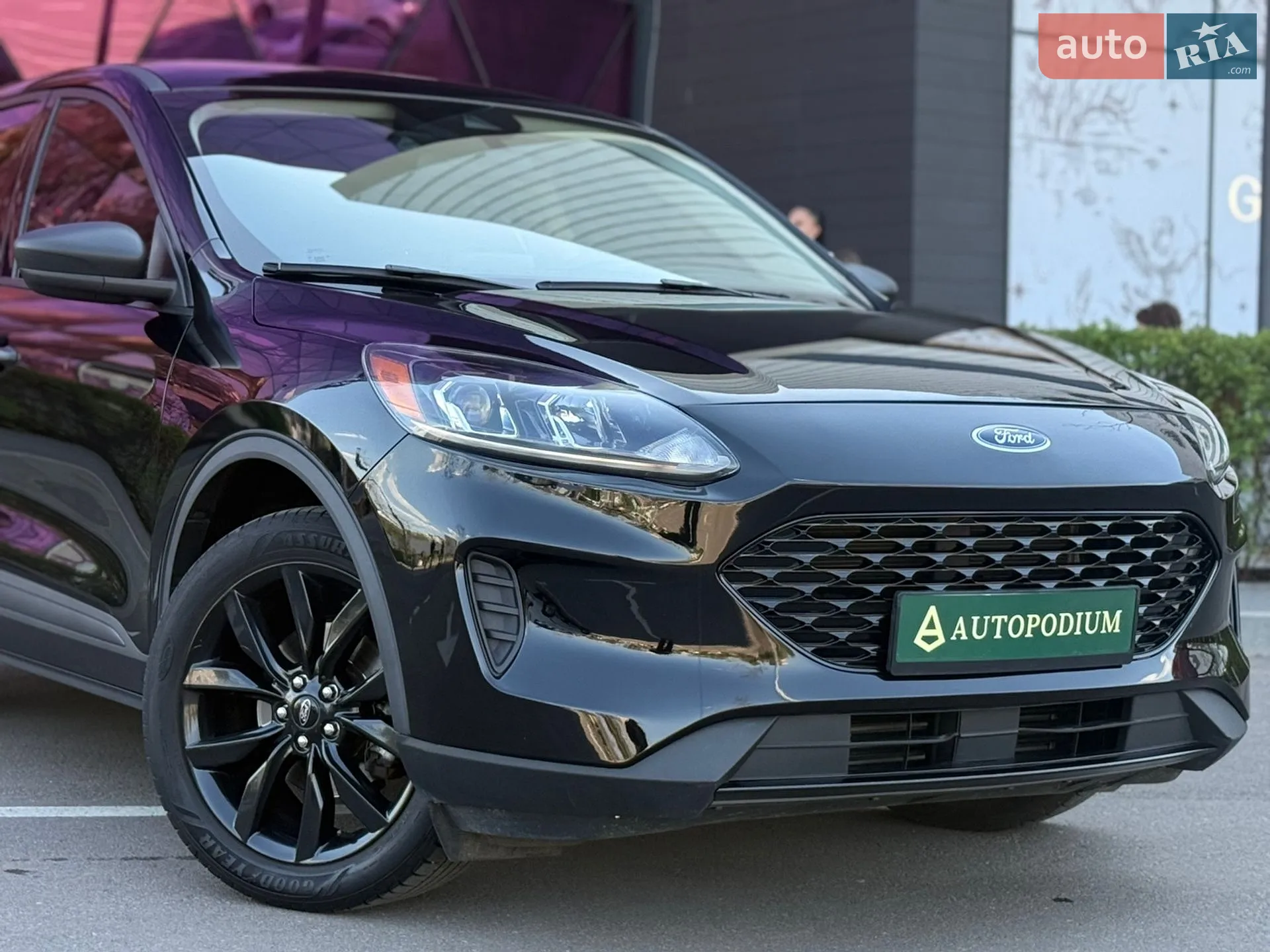 2019 Ford Escape - мініатюра 2