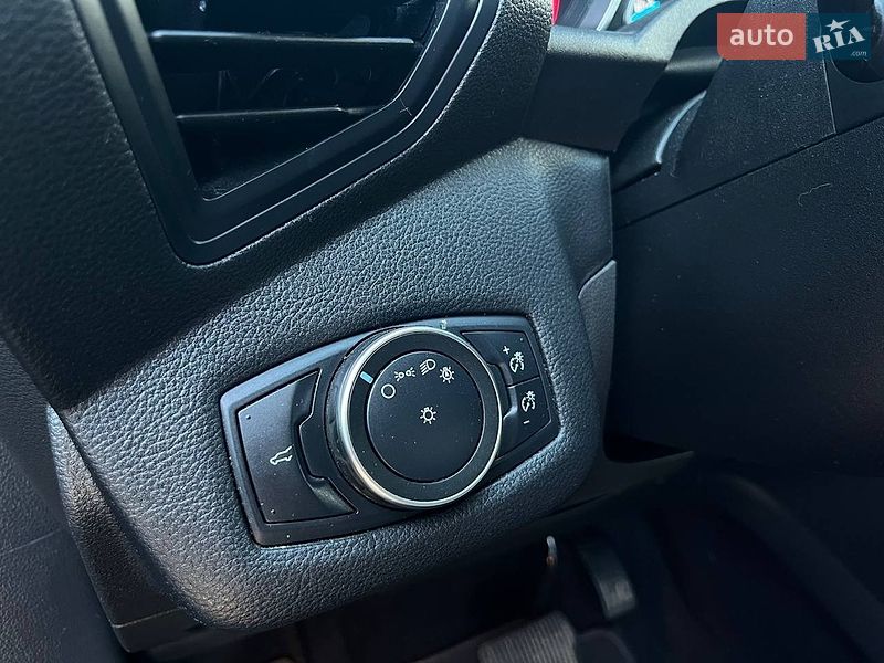 Позашляховик / Кросовер Ford Escape 2019 в Києві