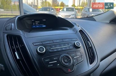 Позашляховик / Кросовер Ford Escape 2019 в Києві