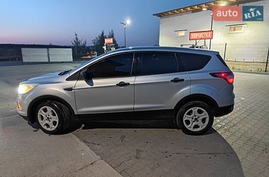 Внедорожник / Кроссовер Ford Escape 2017 в Киеве