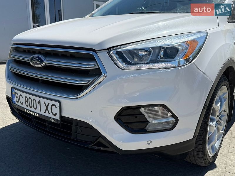 Внедорожник / Кроссовер Ford Escape 2016 в Львове