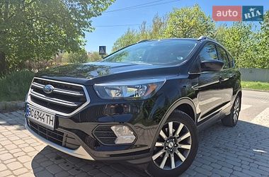 Позашляховик / Кросовер Ford Escape 2018 в Львові