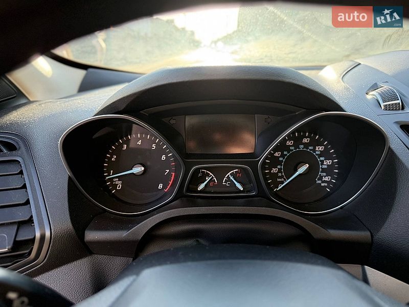 Внедорожник / Кроссовер Ford Escape 2016 в Ровно