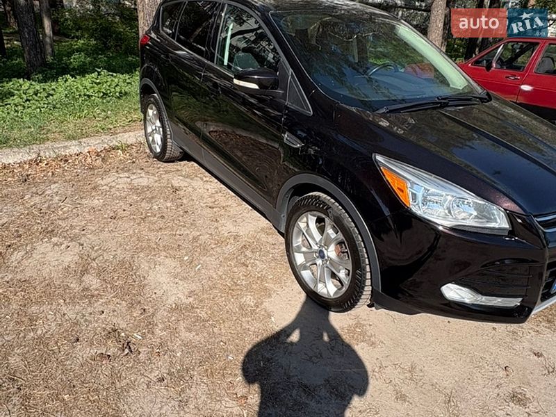 Внедорожник / Кроссовер Ford Escape 2013 в Чернигове