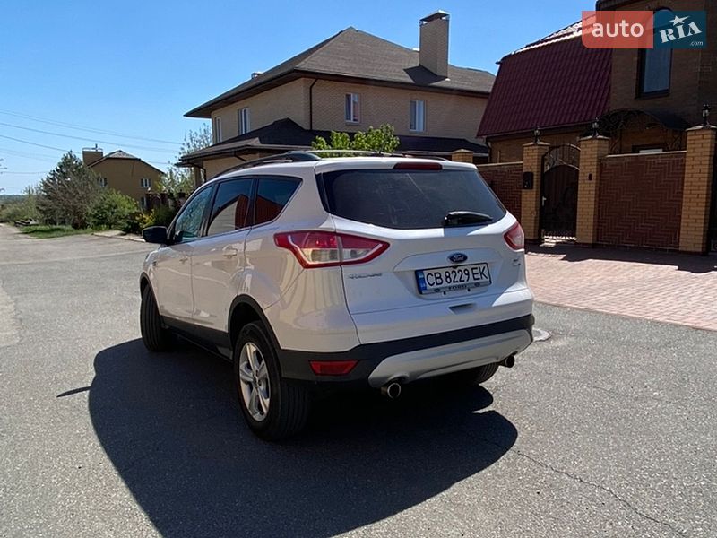 Внедорожник / Кроссовер Ford Escape 2012 в Чернигове
