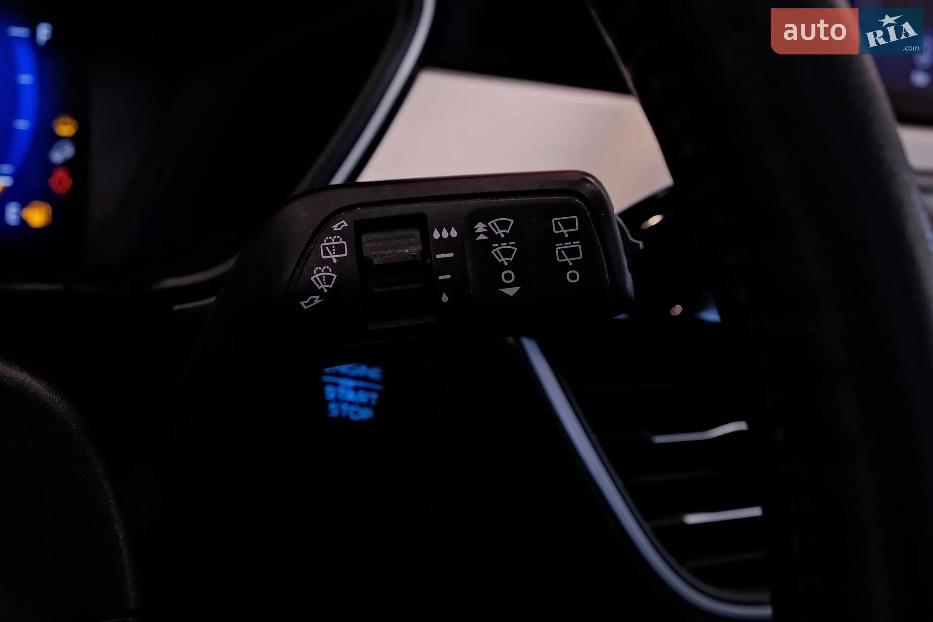 2020 Ford Escape - мініатюра 21