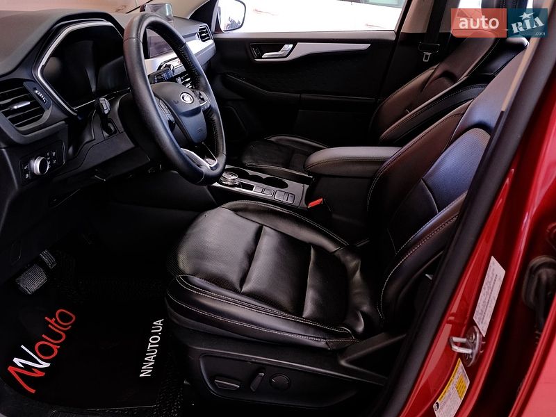 Позашляховик / Кросовер Ford Escape 2020 в Одесі