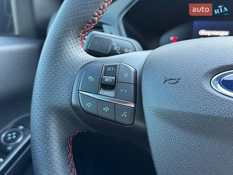 Внедорожник / Кроссовер Ford Escape 2025 в Киеве