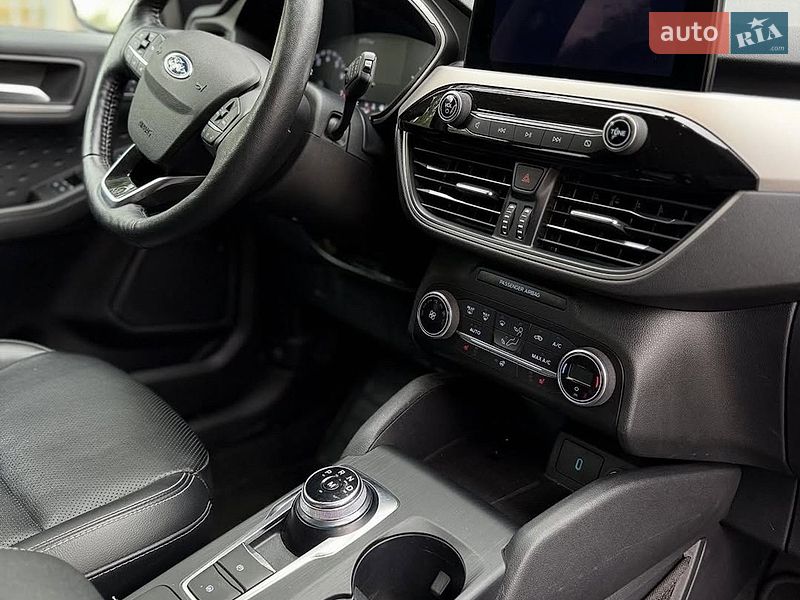Внедорожник / Кроссовер Ford Escape 2020 в Львове