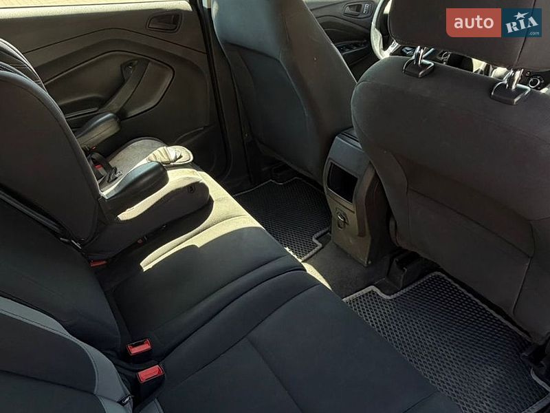 Позашляховик / Кросовер Ford Escape 2013 в Дніпрі