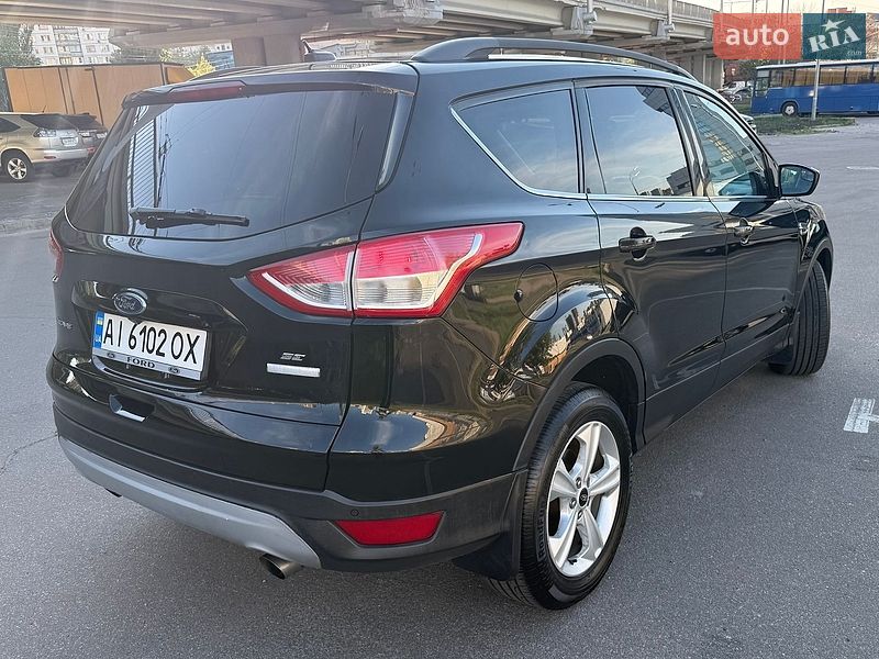 Позашляховик / Кросовер Ford Escape 2016 в Києві