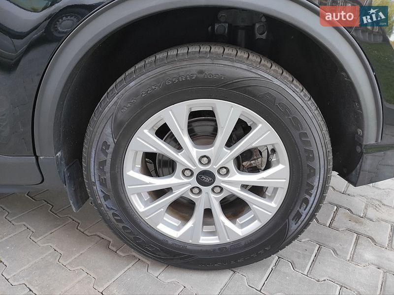 Позашляховик / Кросовер Ford Escape 2023 в Хмельницькому