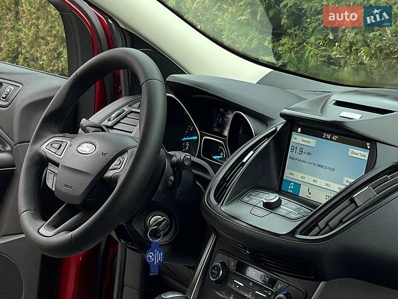 Позашляховик / Кросовер Ford Escape 2017 в Львові