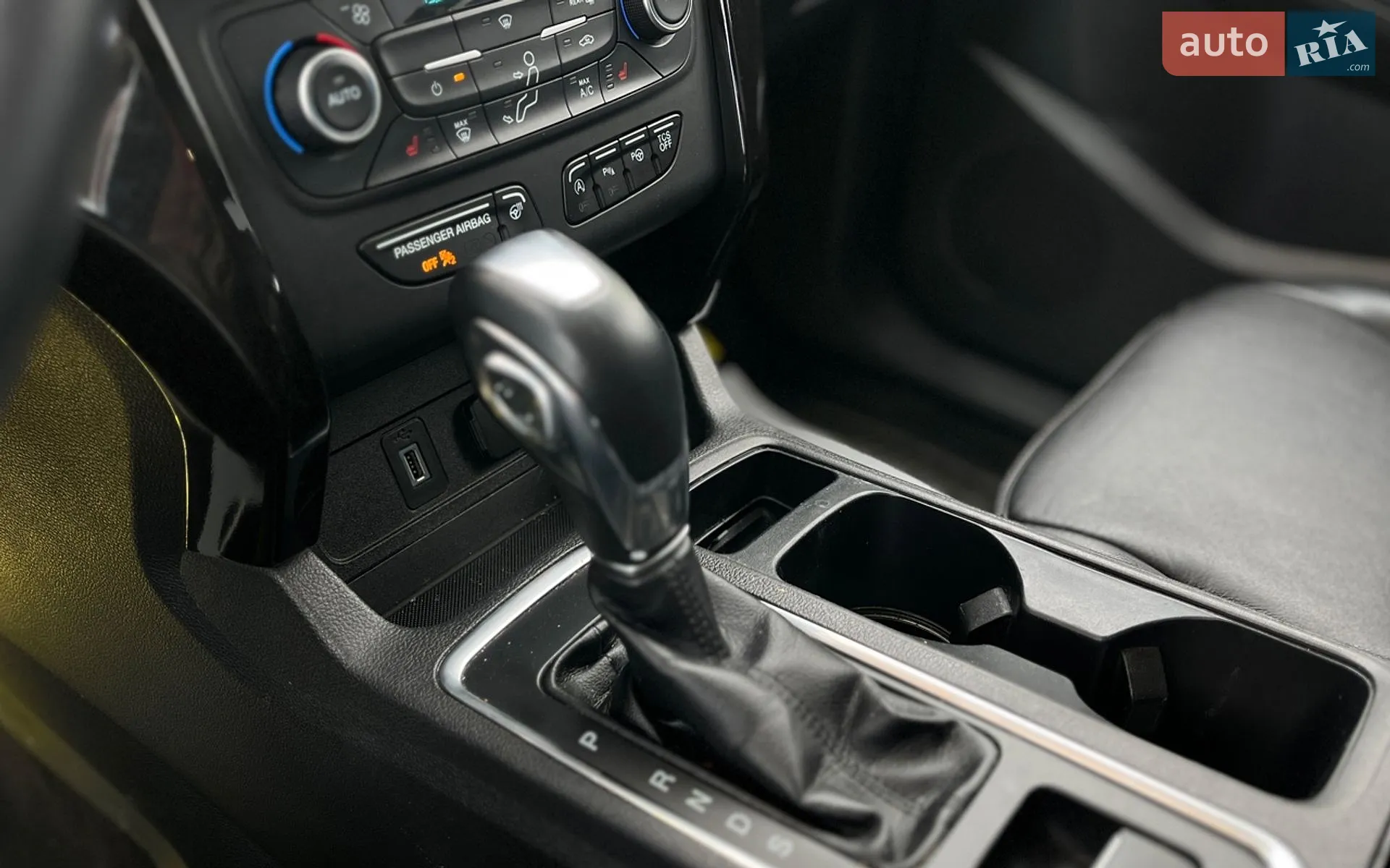 2018 Ford Escape - мініатюра 16
