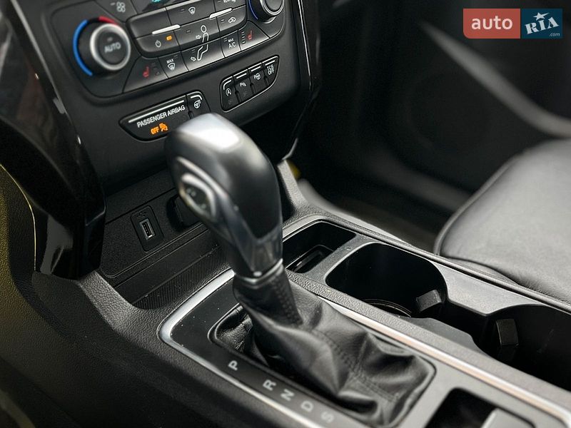 Внедорожник / Кроссовер Ford Escape 2018 в Коломые
