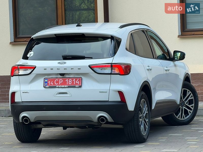 Позашляховик / Кросовер Ford Escape 2020 в Дрогобичі