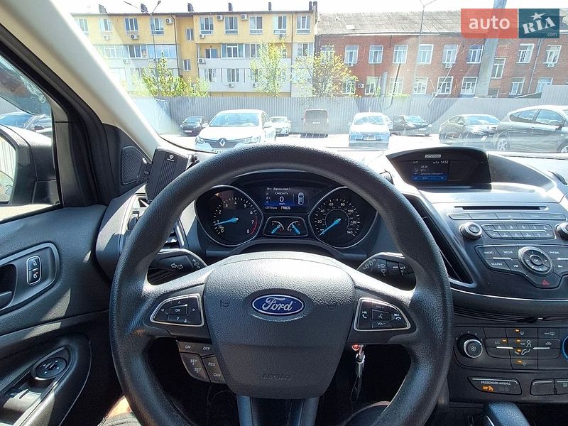 Позашляховик / Кросовер Ford Escape 2016 в Харкові